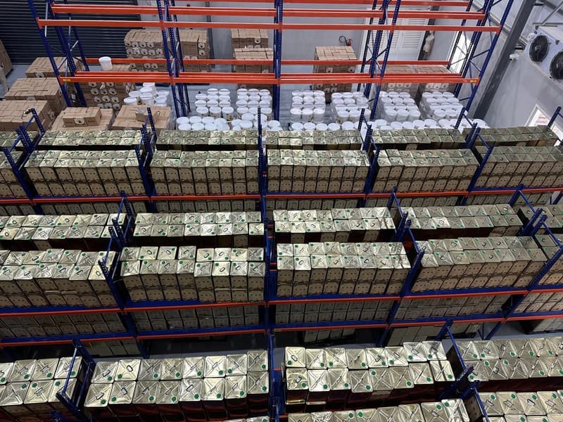 Racking from floor to ceiling in the dry goods hall